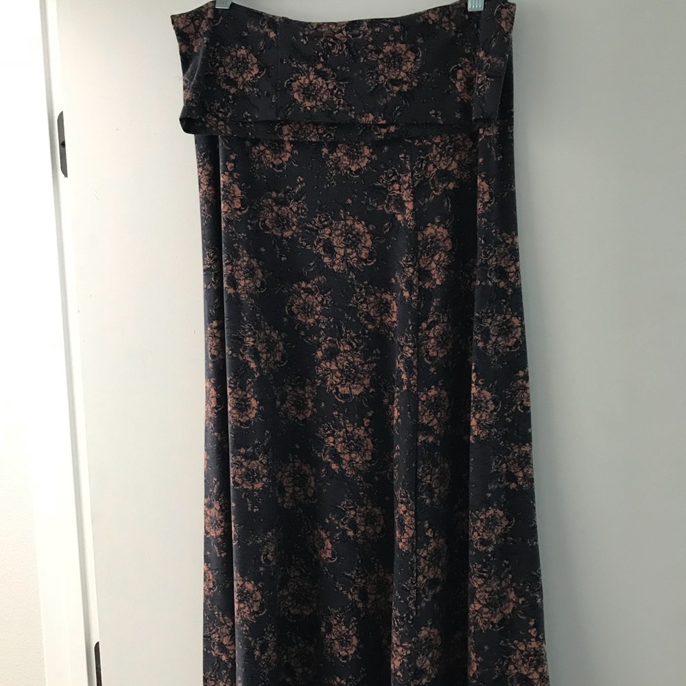 LulaRoe Maxi Skirt
